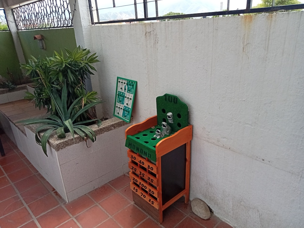 Aluna Hostel B&B