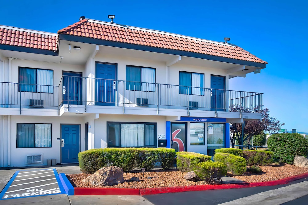 Motel 6 Vallejo, CA - Six Flags West