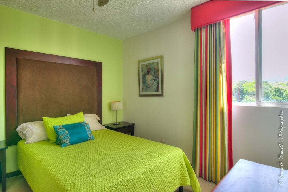 Best Price Penthouse Private Rooftop Jaco Beach view 5