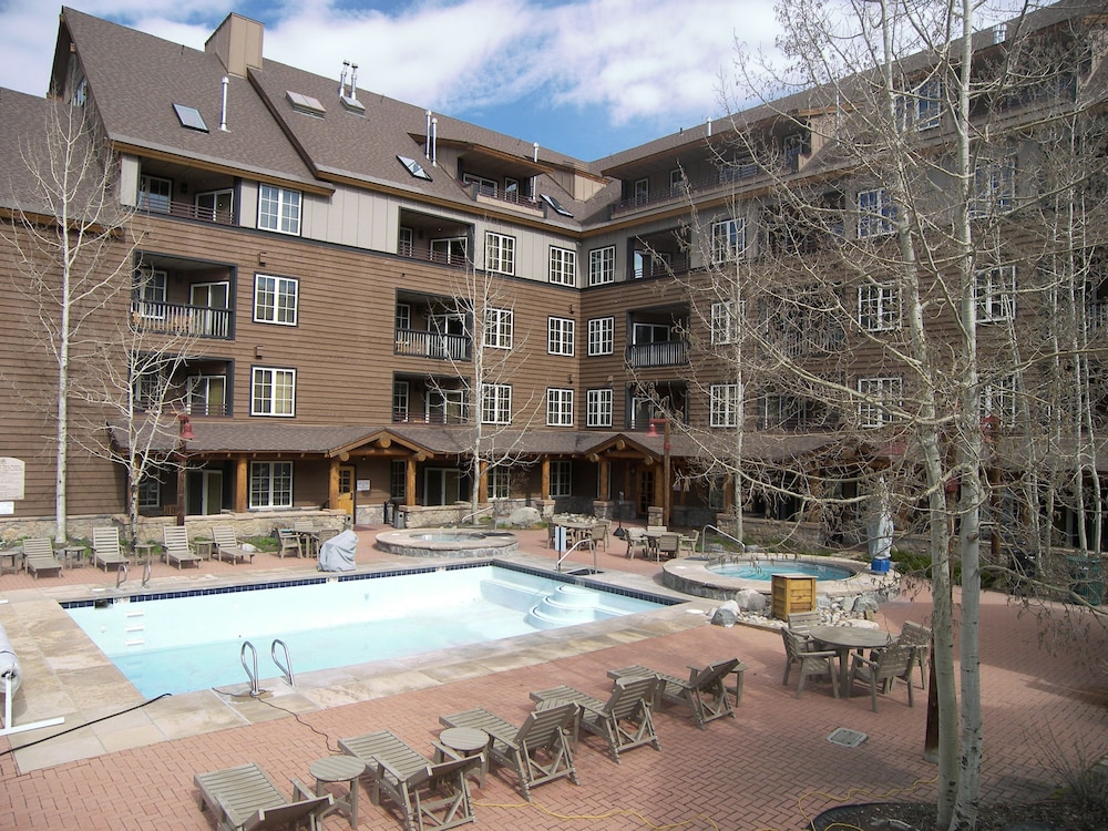 Dakota Lodge 2 Bed 2 Bath