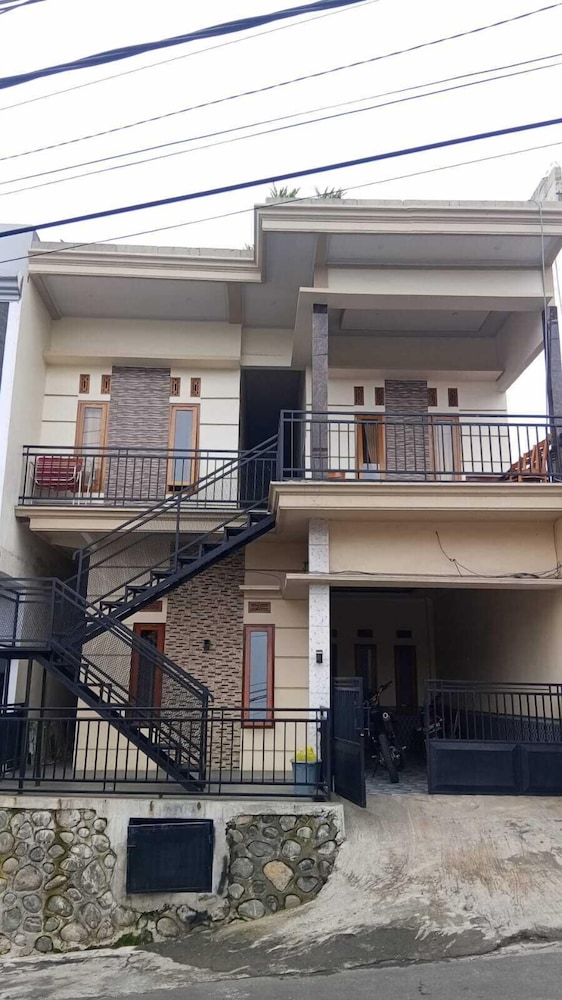 Homestay Safira Bromo