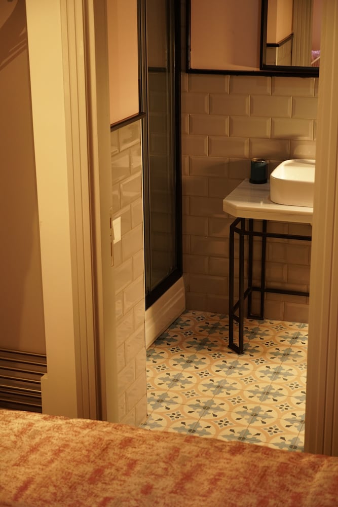 Tilas House No8 - Yurt - Image 30