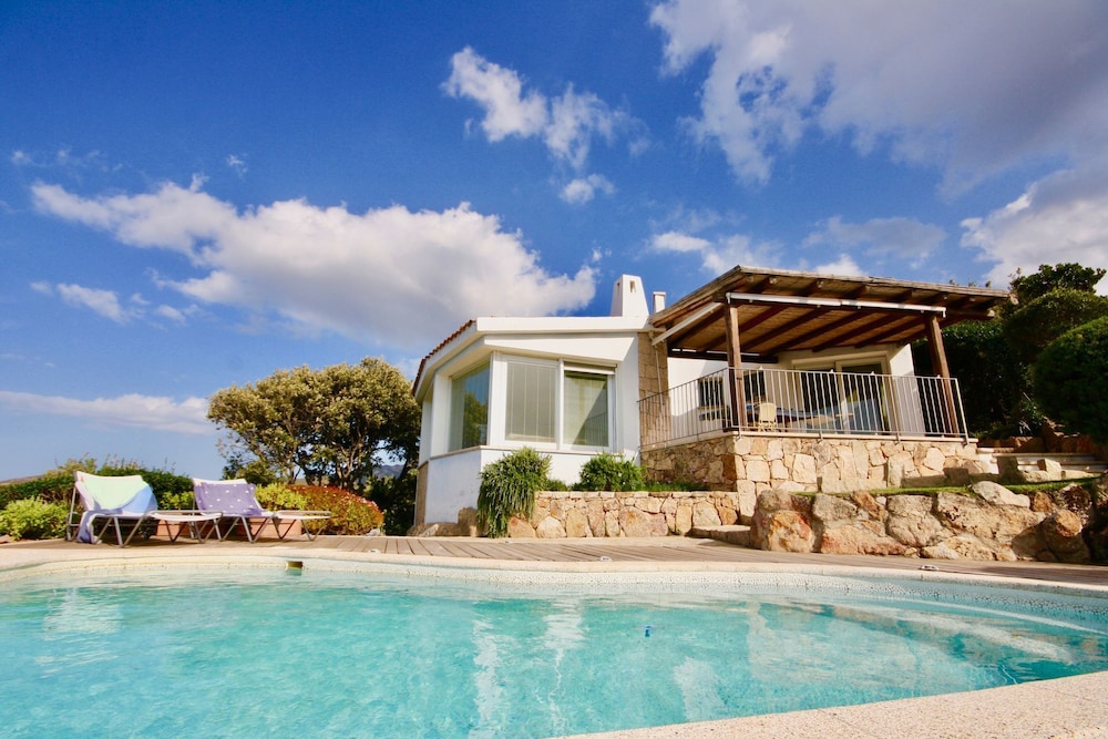 Villa i Corbezzoli view 4