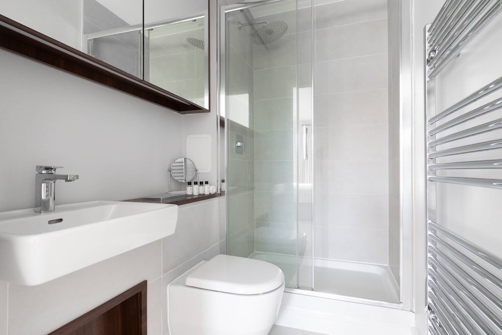 Paton Street by Onefinestay