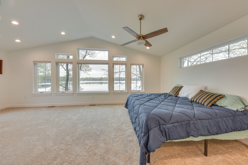 Burlington Vacations - Lakefront Burlington Vacation Rental: Dock Beach - Property Image 26
