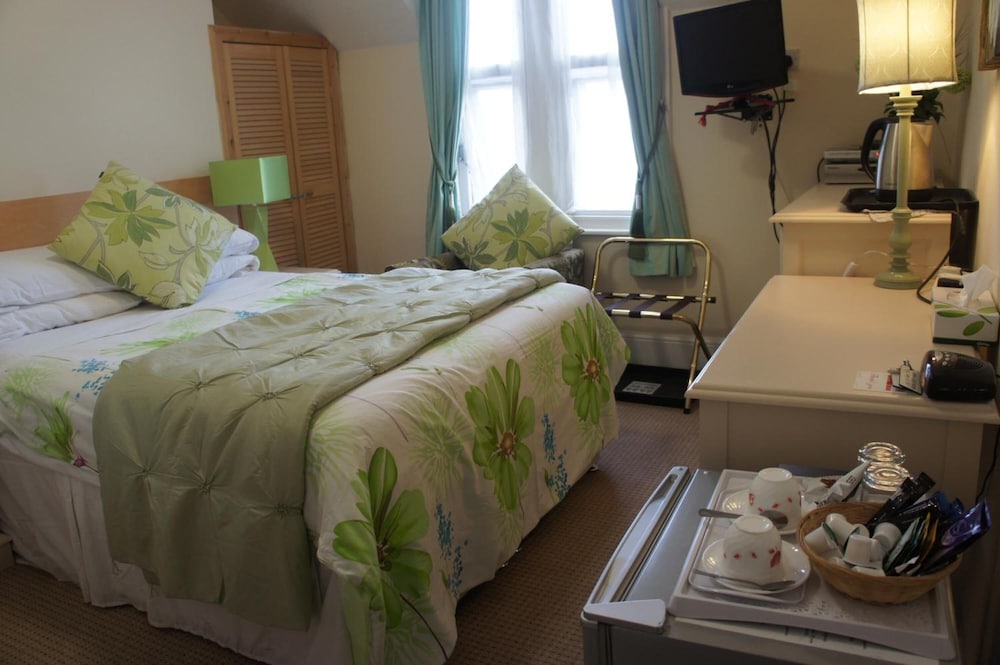 Oxford Vacations - Athena Guest House - Property Image 18