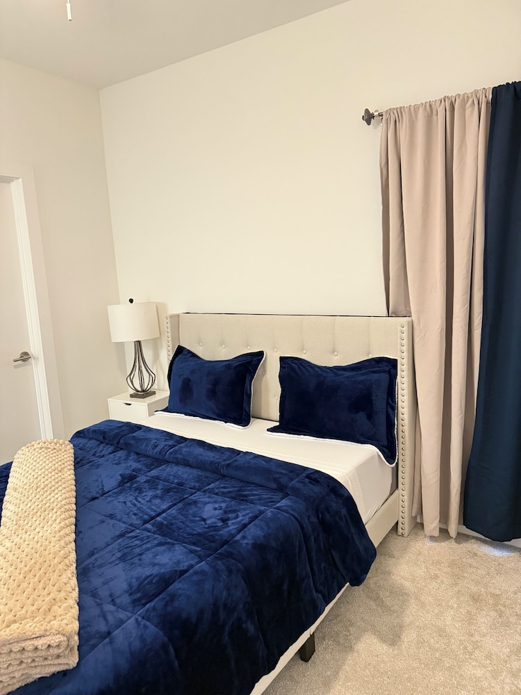 Luxury 3BR for Families Nurses and Group
