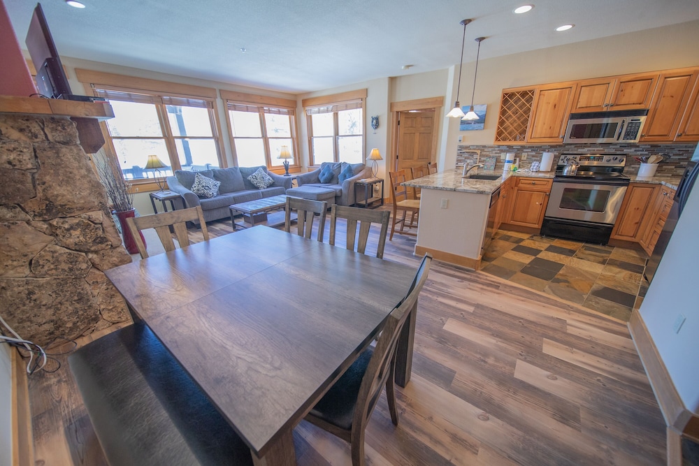 Elk Run Villas 9574