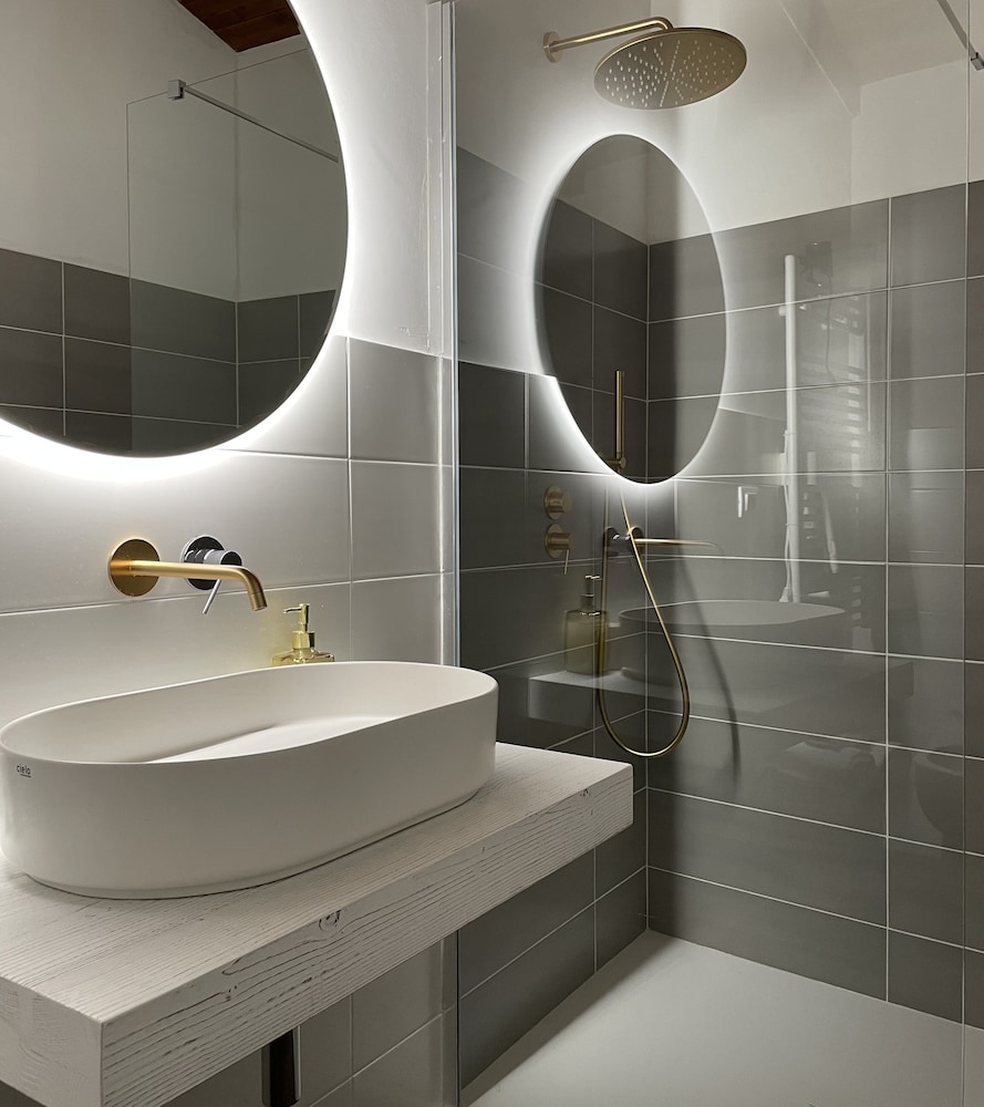 Ginevra Boutique Rooms photo 5