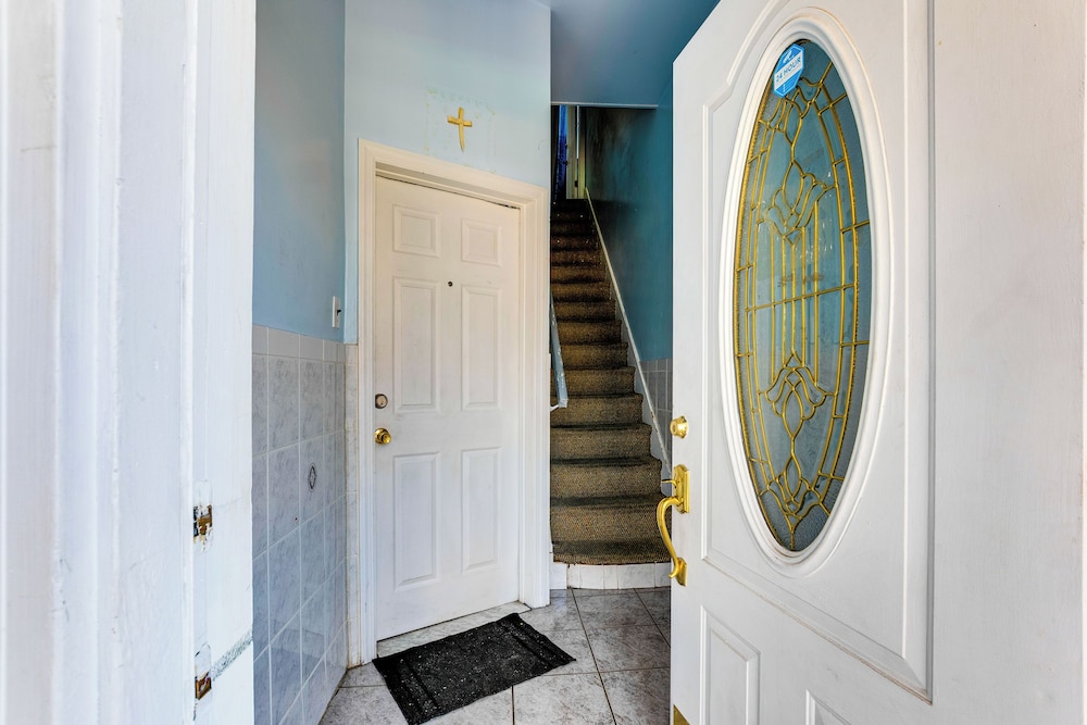 8 Mi to Nyc: Pet-friendly Apt in Jersey City!