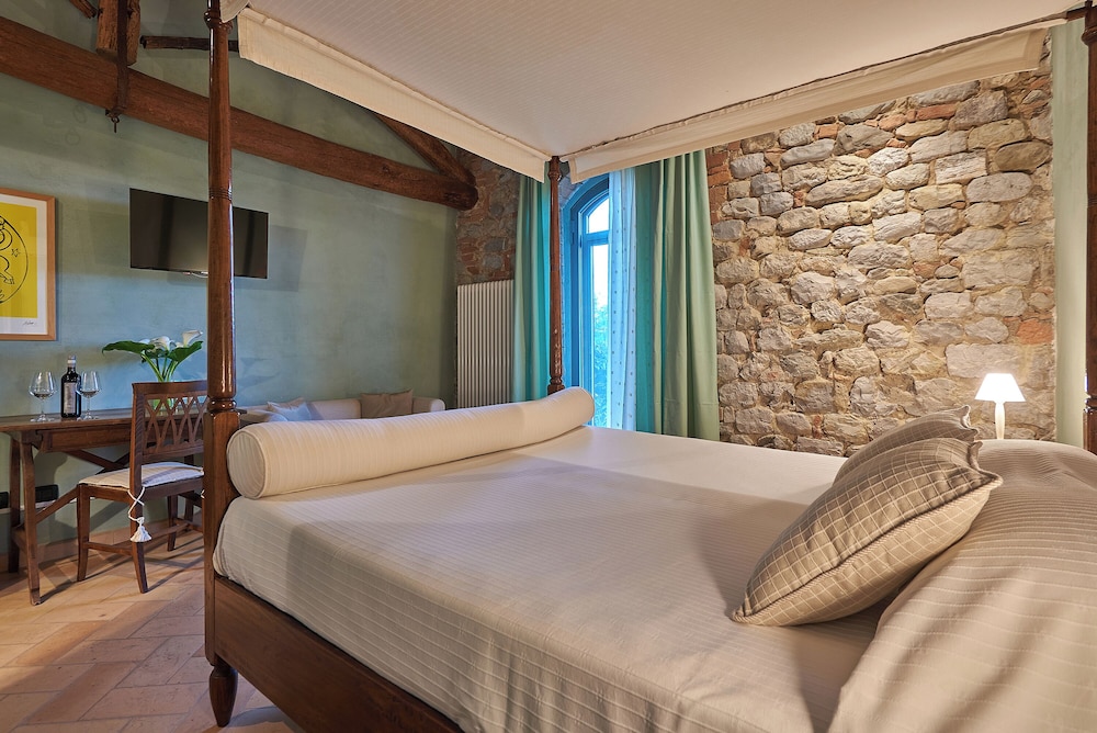 La Gazzara Castell'In Villa