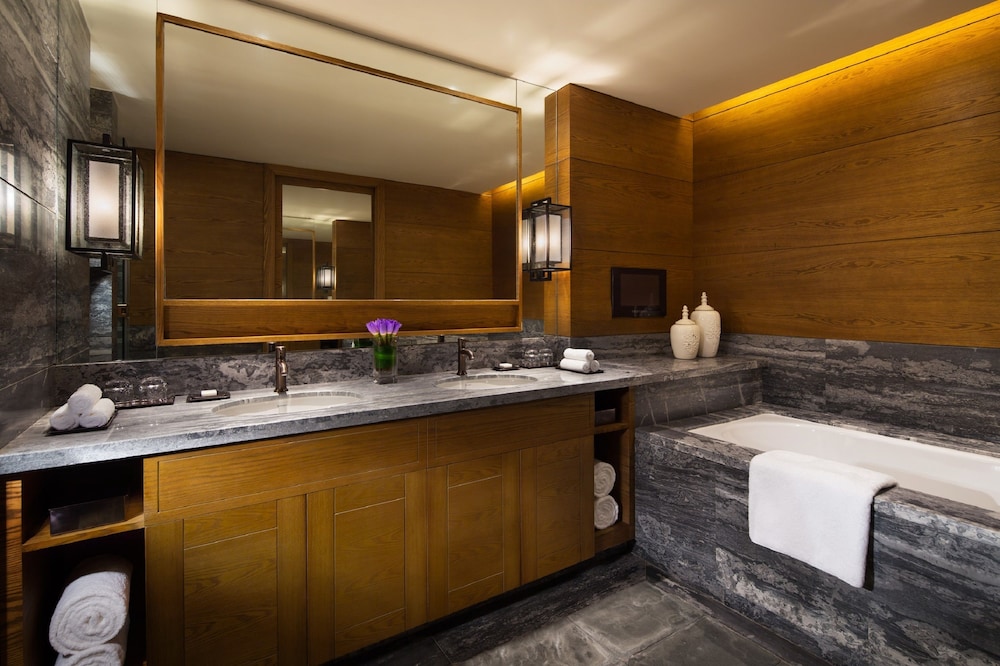 Hyatt Regency Changbaishan
