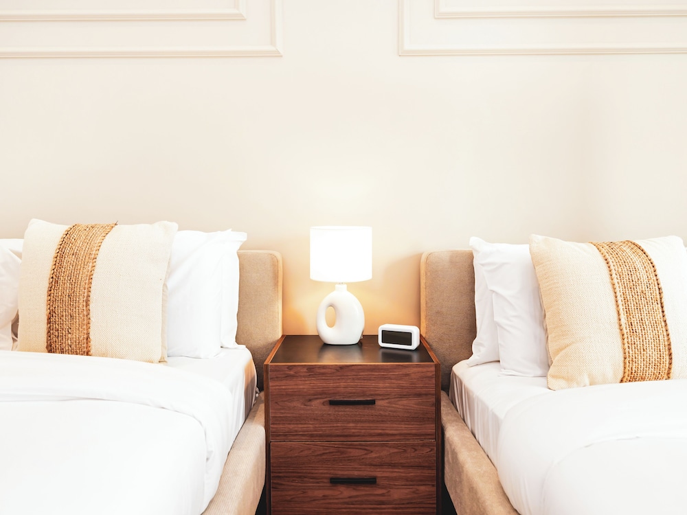 New Fairmont Residences by Propigo
