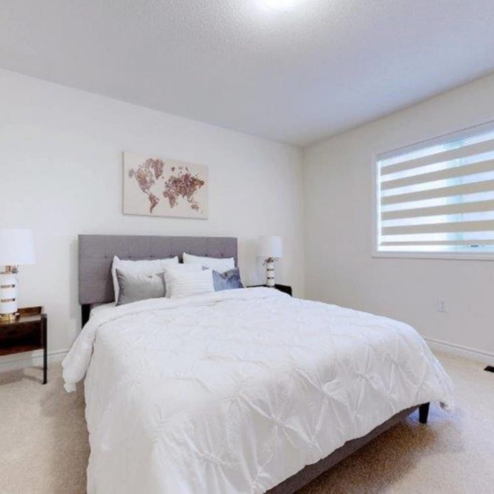 Georgina. New 4 Bedroom House Near Lake Simcoe