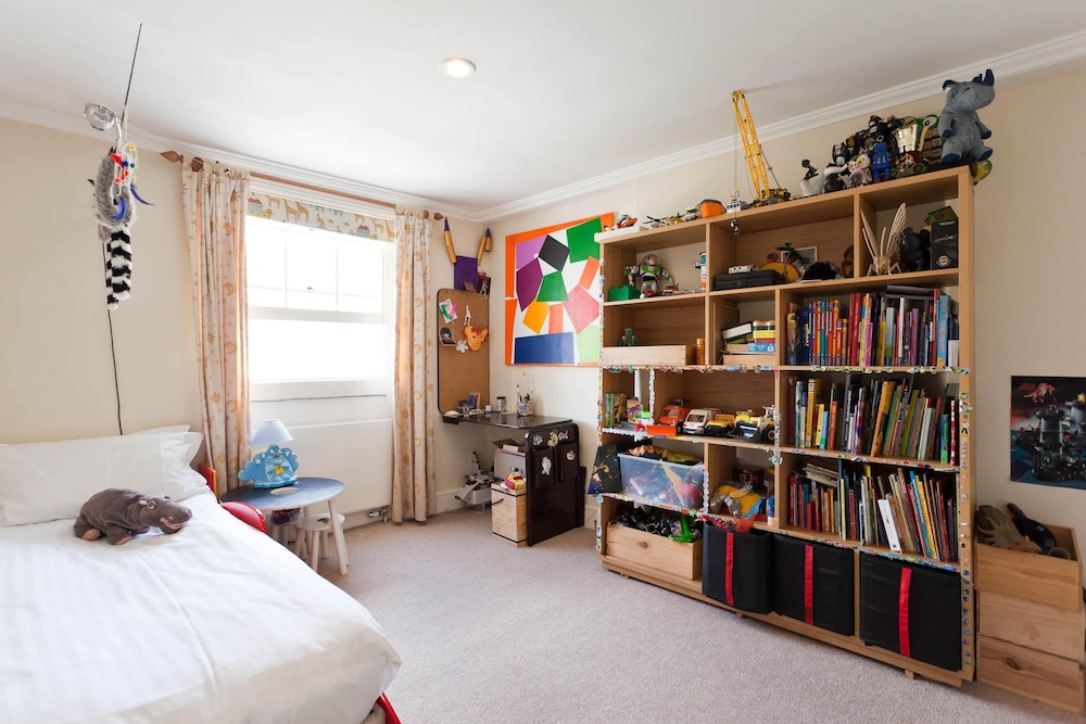 Albion Street by Onefinestay