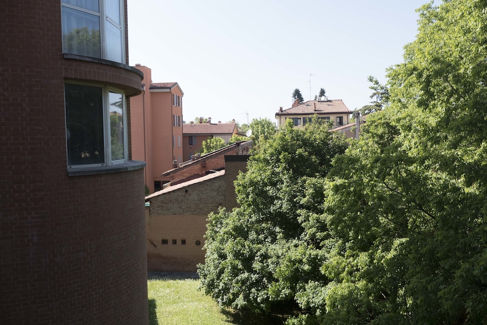 New, Spacious, Bright, Elegant Loft Apartment With Balcony. Opposite the Hospital S. Orsola