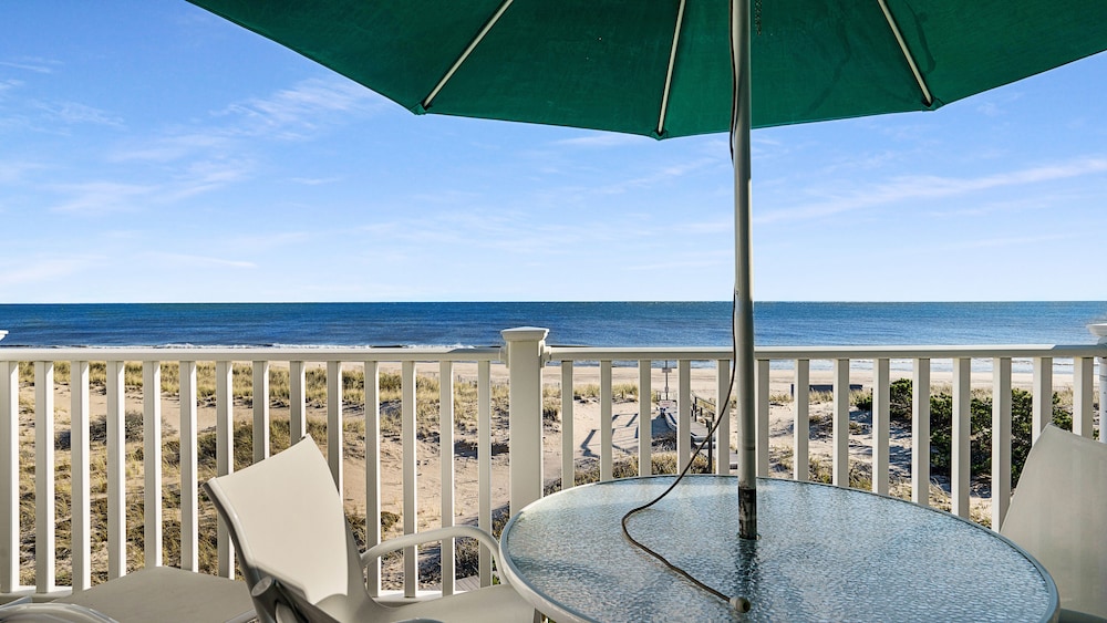 Sea Crest Resort