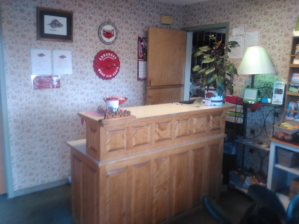 The Razorback Lodge