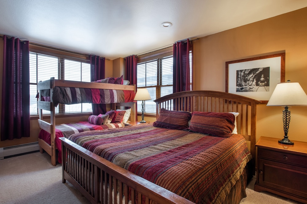 Zephyr Mountain Lodge Vacation Condos - Winter Park CO