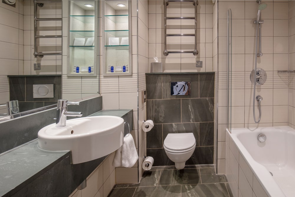 Winchester Vacations - Norton Park Hotel, Spa  Manor House - Property Image 15