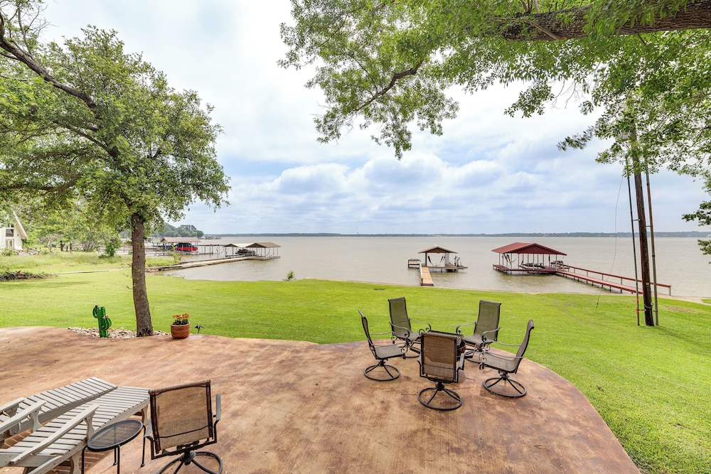 Waterfront Retreat w/ Dock on Cedar Creek Lake!