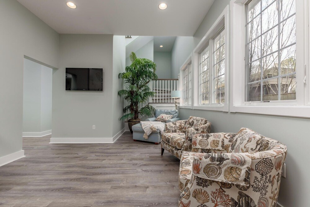 Surf Avenue 48