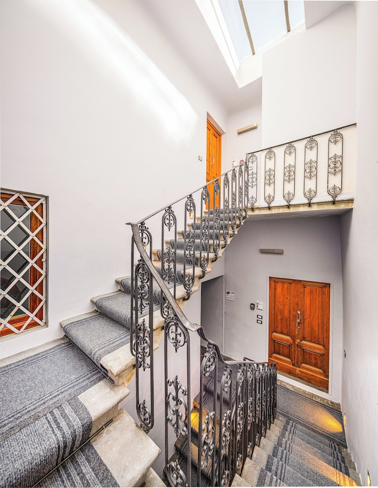 Condotta 16 Apartments