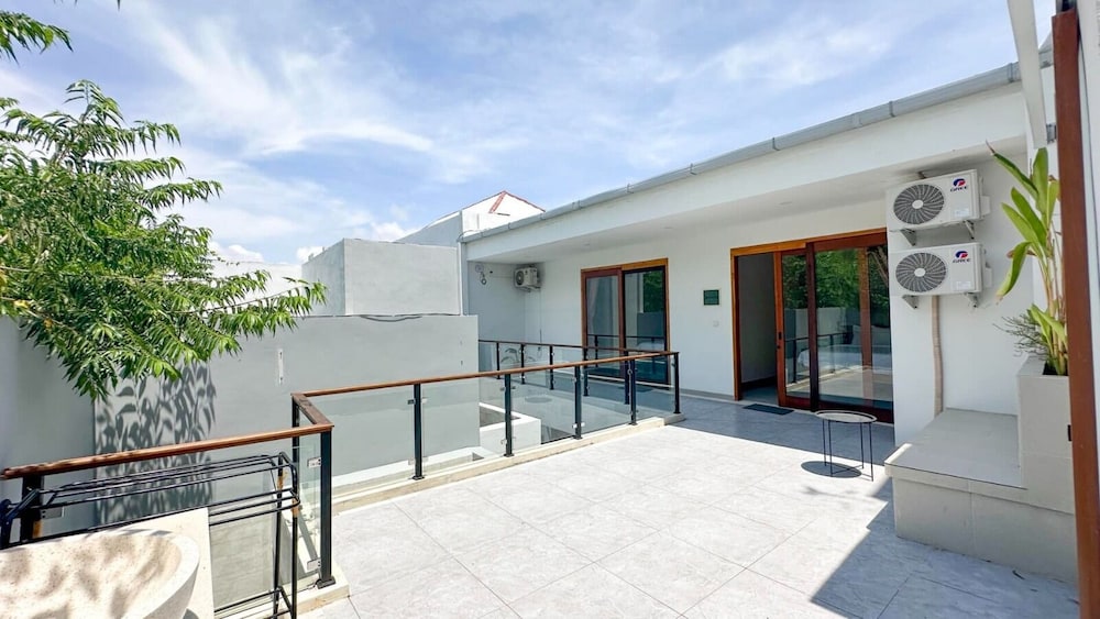 3-bedroom Private pool villa City Sanur