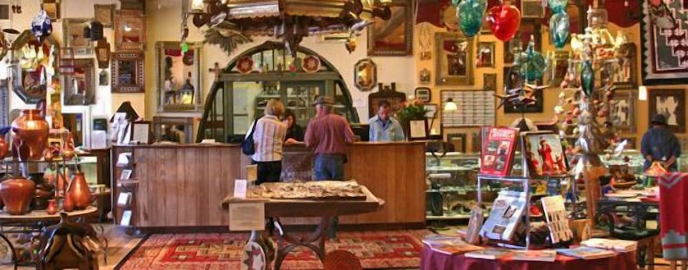 Winslow Vacations - La Posada Hotel - Property Image 5