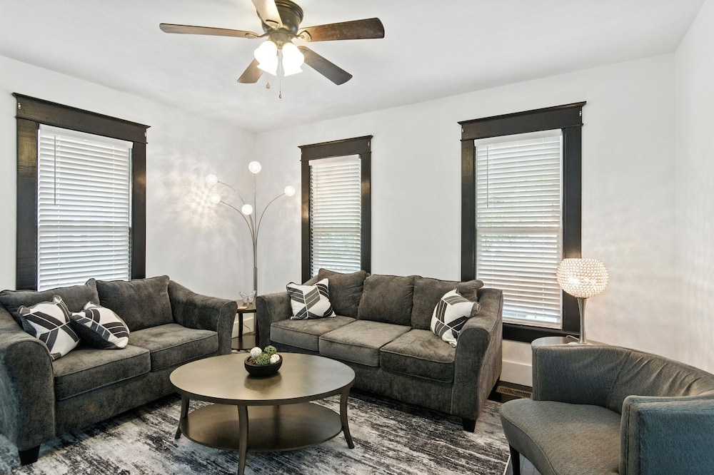 Historic Elegance In The Heart Of Elizabeth City 4 Bedroom Home
