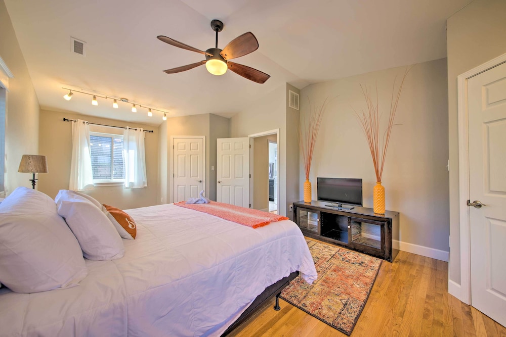 Stylish St. Louis Retreat w/ Great Location! view 4