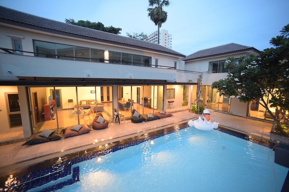 Villa Navin Premier Pool Villa