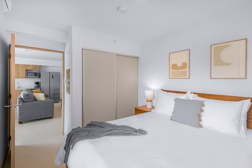 Upstay - New Condo in Jaco - 5 Mins From Beach