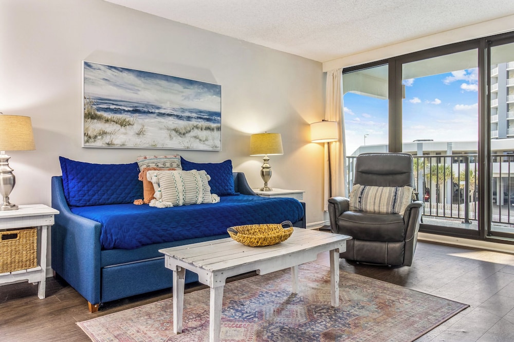 Island Sunrise by Southern Vacation Rentals