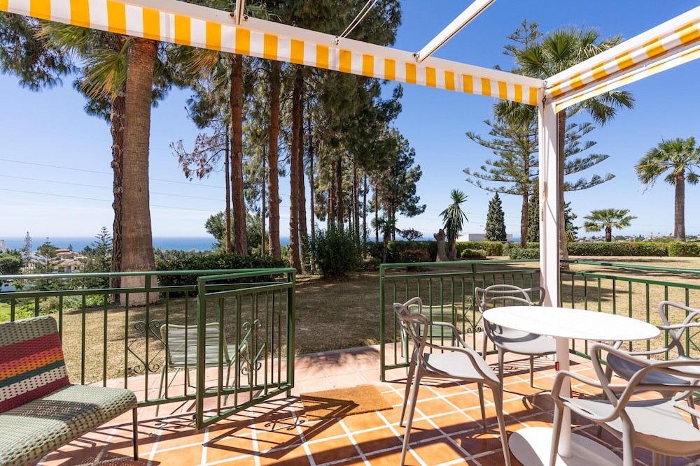 Apartment in Mijas Costa Near Beaches