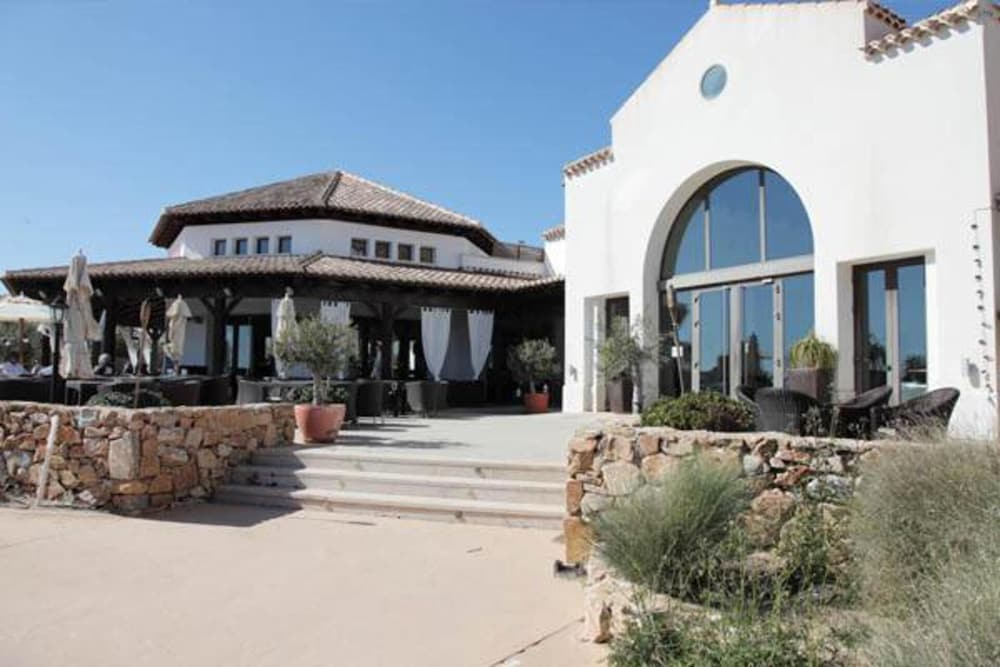 El Valle Golf Resort- Private Pool- Bbq- Parking