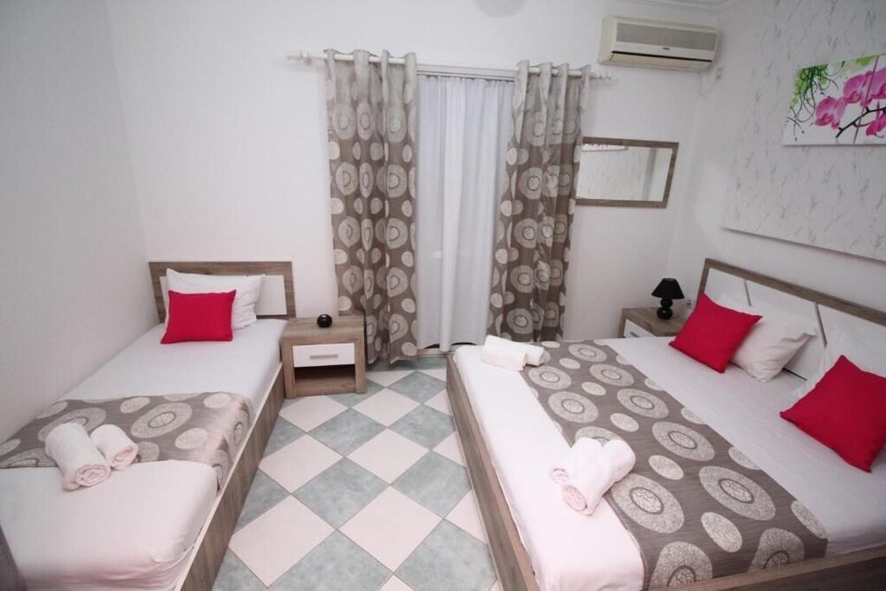 Apartments Cota