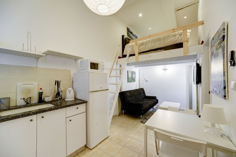 Tel-Aviving Apartments