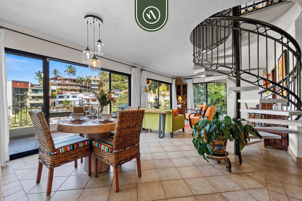 Mexican 2 BR Condo - Private Pool - Romantic Zone