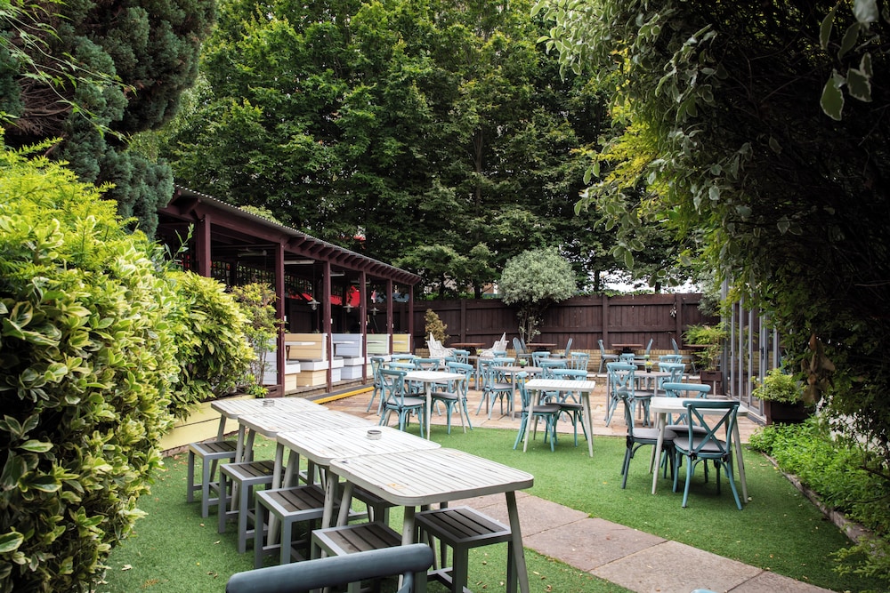 outdoor bbq area