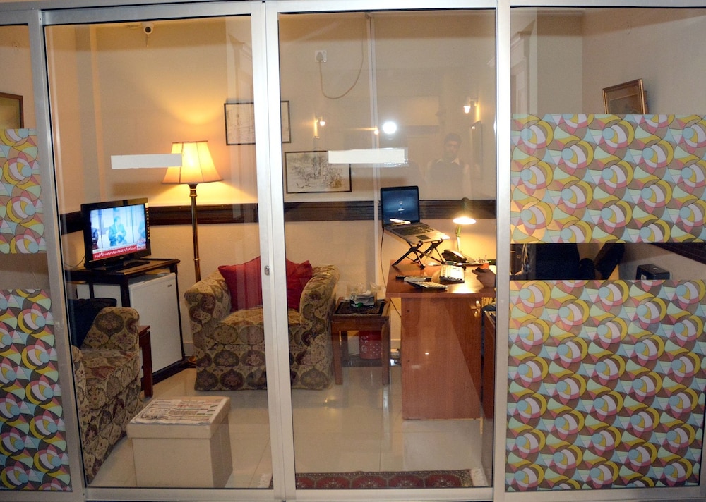 hotel room