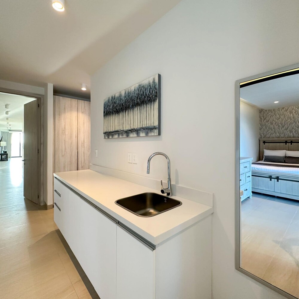 New 3BR Ground Floor Las Palomas Condo