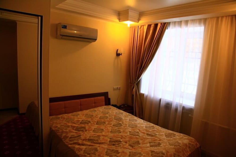 Duna Hotel