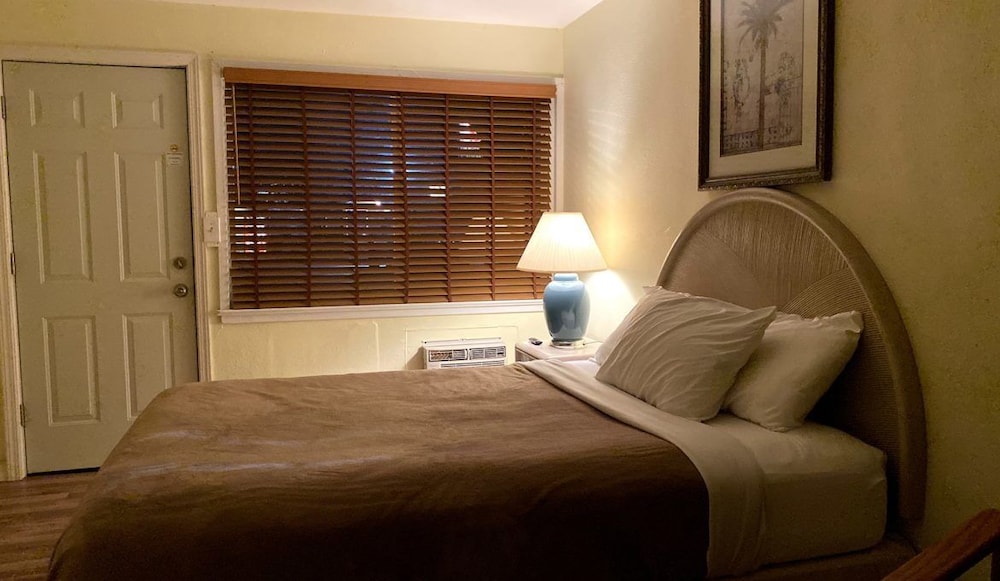 Moses Lake Vacations - Sunland Inn Motel - Property Image 3