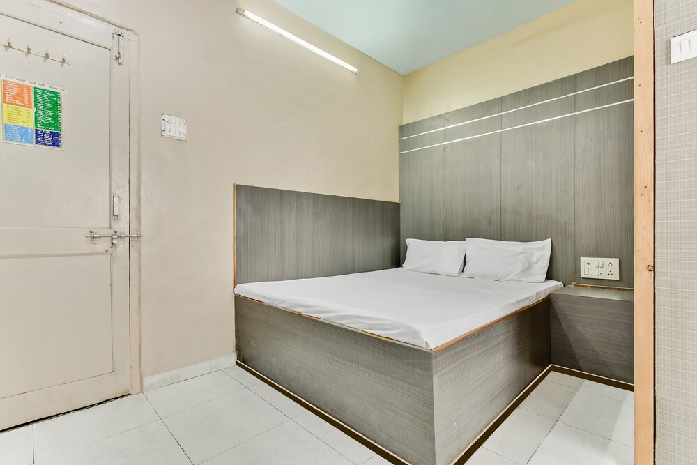 SPOT ON 40292 Hotel Shangrila Inn - Property Image 7