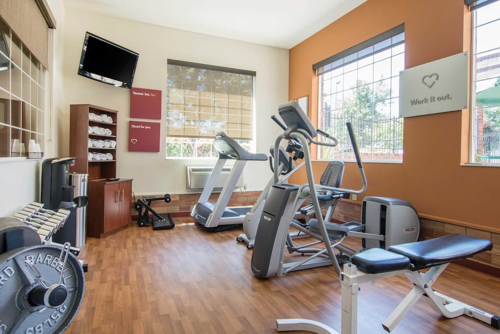 Albany Vacations - Comfort Suites Linn County - Property Image 38