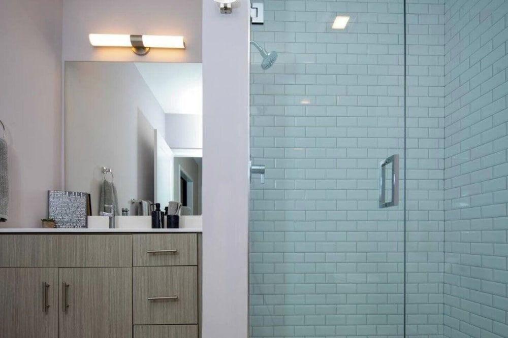 New Haven Vacations - Luxury Furnished Apartments by Hyatus Downtown at Yale - Property Image 112