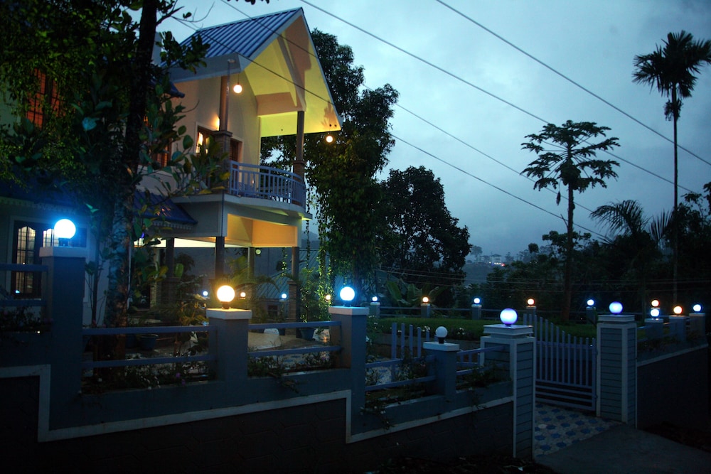 Photo 8