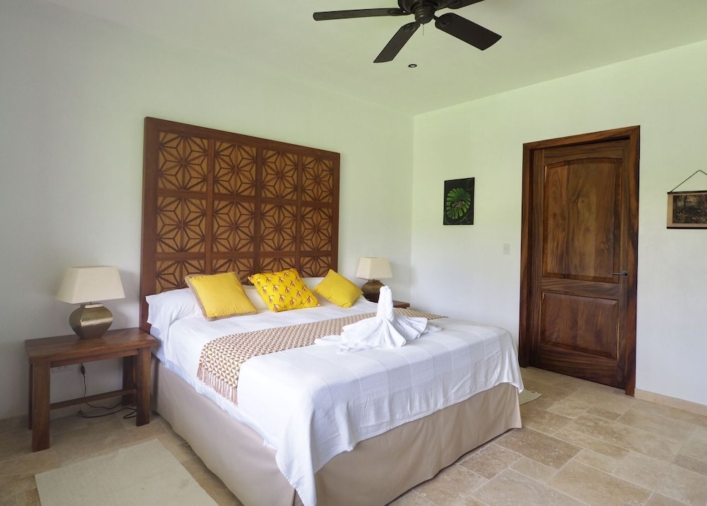 Blue Jungle Lodge view 4