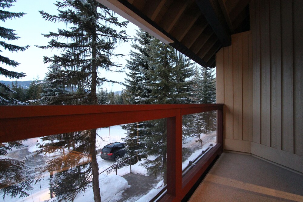 Signature Condos By Whistler Retreats